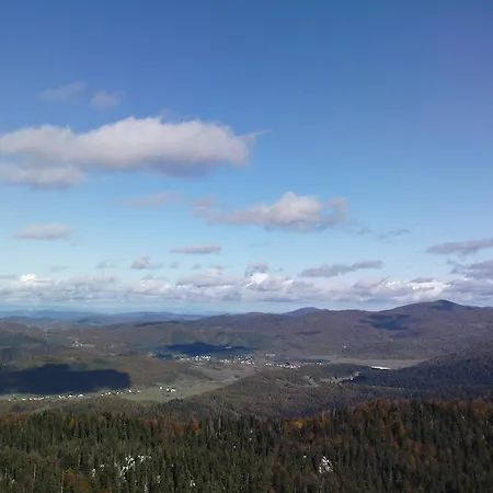 아파트 Sume Pjevaju