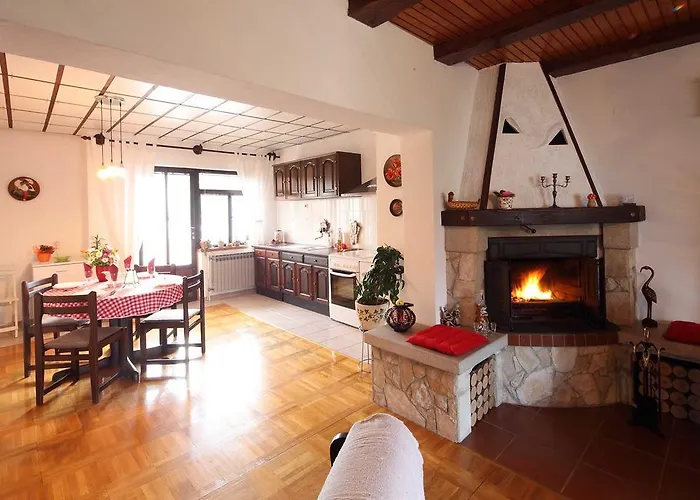 Apartment Sume Pjevaju Mrkopalj