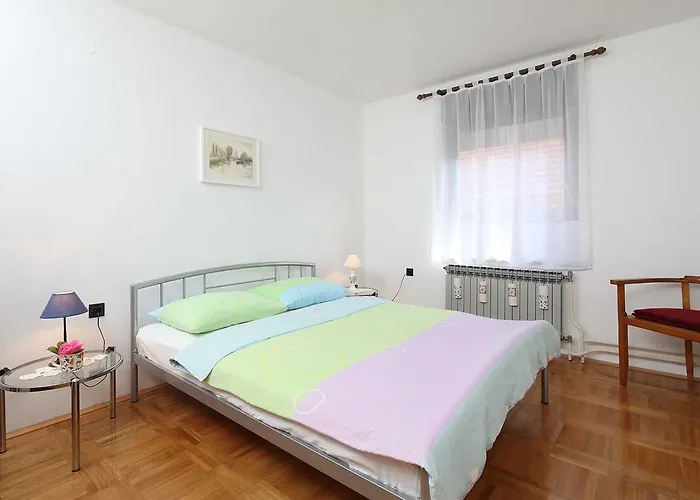 Apartman Sume Pjevaju *
